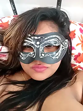 littlequeen77 online show from March 2, 2025, 5:58 pm