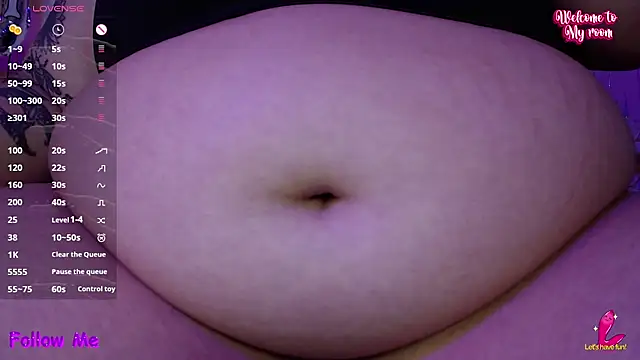 Snapshot of HECATE_23 chatting on October 23, 2025, 2:16 pm HECATE 23 online show from October 23, 2025, 2:16 pm