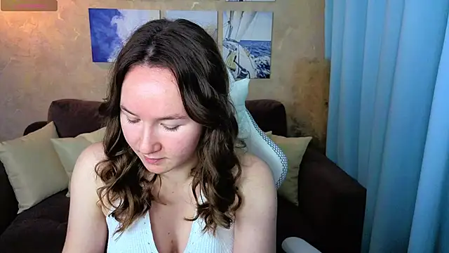 Snapshot of Little_doll_meow chatting on November 19, 2025, 3:17 am Little doll meow online show from November 19, 2025, 3:17 am