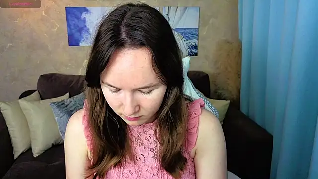 Snapshot of Little_doll_meow chatting on November 27, 2025, 3:08 am Little doll meow online show from November 27, 2025, 3:08 am