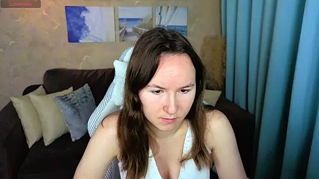 Snapshot of Little_doll_meow chatting on December 3, 2025, 3:03 am Little doll meow online show from December 3, 2025, 3:03 am