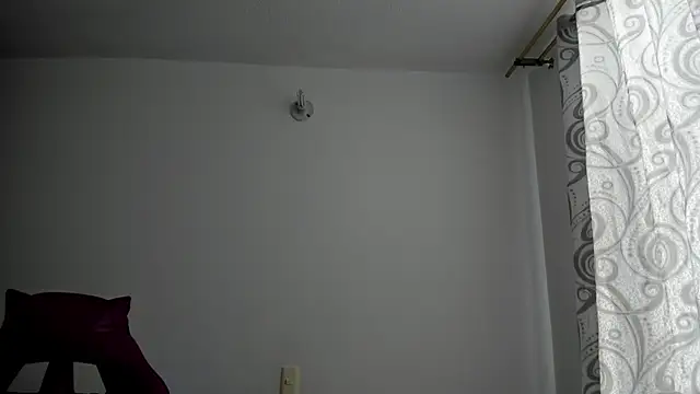 Adhhaaraaa  online show from November 4, 2025, 8:30 pm