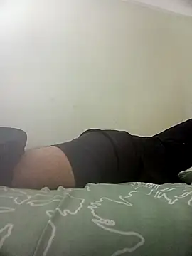 aL3JanDro93 online show from June 22, 2026, 12:45 am