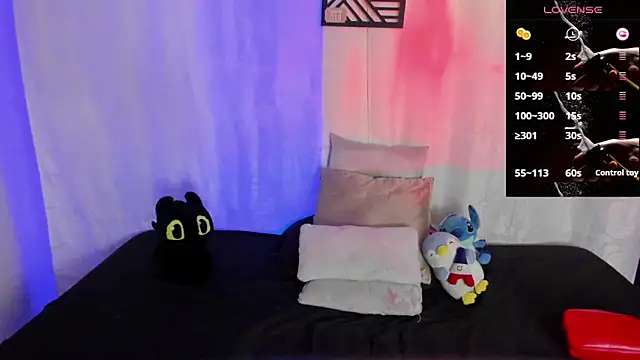 Dafne Moon online show from May 22, 2026, 3:57 am