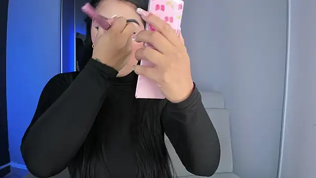 PaulinaDuarte online show from February 14, 2026, 12:13 pm