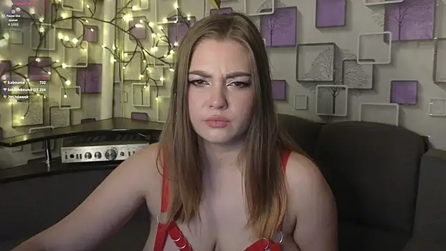 Snapshot of Grace_Fantasy chatting on September 27, 2025, 10:37 pm Grace Fantasy online show from September 27, 2025, 10:37 pm