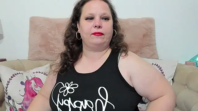 KarolineJoyy online show from October 17, 2025, 6:54 pm