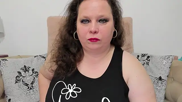 Snapshot of KarolineJoyy chatting on February 27, 2026, 7:47 pm KarolineJoyy online show from February 27, 2026, 7:47 pm