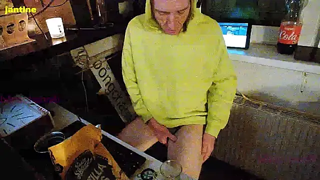 Snapshot of BongChannel chatting on January 3, 2025, 6:22 am BongChannel online show from January 3, 2025, 6:22 am