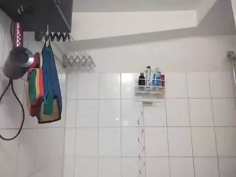 Snapshot of BongChannel chatting on January 3, 2025, 1:58 pm BongChannel online show from January 3, 2025, 1:58 pm