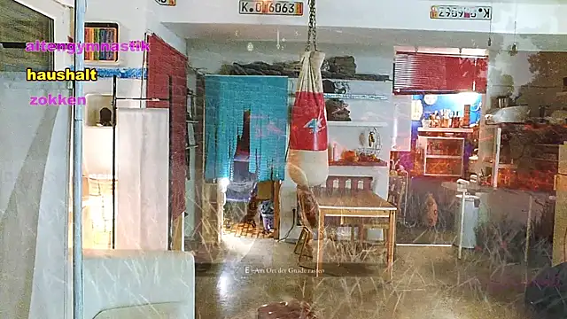 Snapshot of BongChannel chatting on January 31, 2025, 1:43 am BongChannel online show from January 31, 2025, 1:43 am