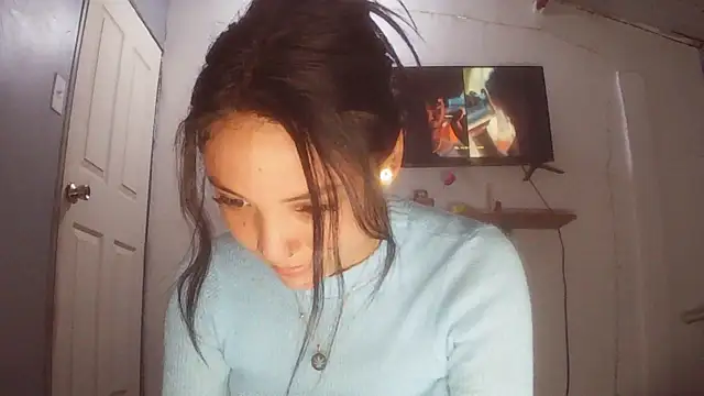 Snapshot of linzeysmith4 chatting on February 25, 2026, 4:33 am linzeysmith4 online show from February 25, 2026, 4:33 am