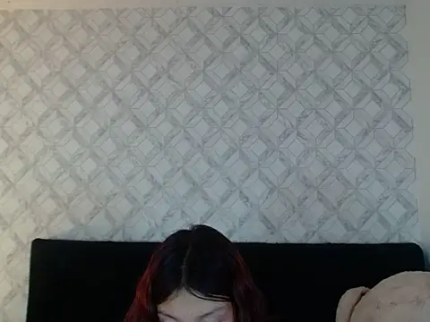 Snapshot of Emma-Wilson chatting on November 13, 2025, 3:49 am Emma-Wilson online show from November 13, 2025, 3:49 am