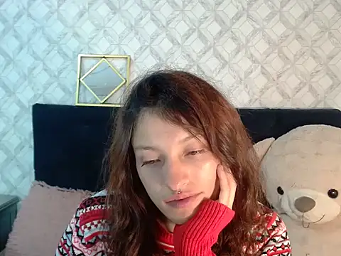 Emma-Wilson online show from December 23, 2025, 4:54 am