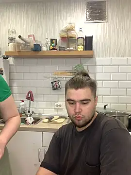 Snapshot of Pair_of_Gods_ chatting on February 6, 2025, 11:54 am Pair of Gods online show from February 6, 2025, 11:54 am