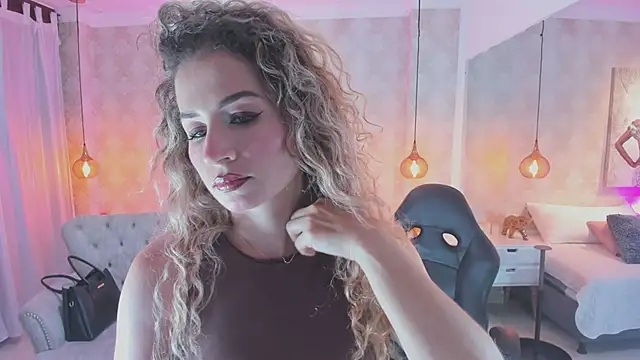 Snapshot of Shantall__ chatting on February 13, 2026, 11:17 am Shantall online show from February 13, 2026, 11:17 am