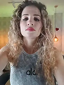 Snapshot of Shantall__ chatting on February 20, 2026, 11:00 am Shantall online show from February 20, 2026, 11:00 am