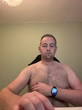 Snapshot of IrishManc chatting on November 14, 2025, 2:49 pm IrishManc online show from November 14, 2025, 2:49 pm