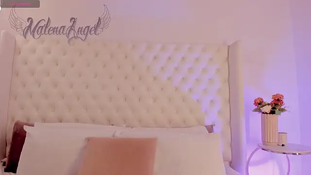 Snapshot of MALENA-ANGEL chatting on February 1, 2025, 7:55 pm MALENA-ANGEL online show from February 1, 2025, 7:55 pm