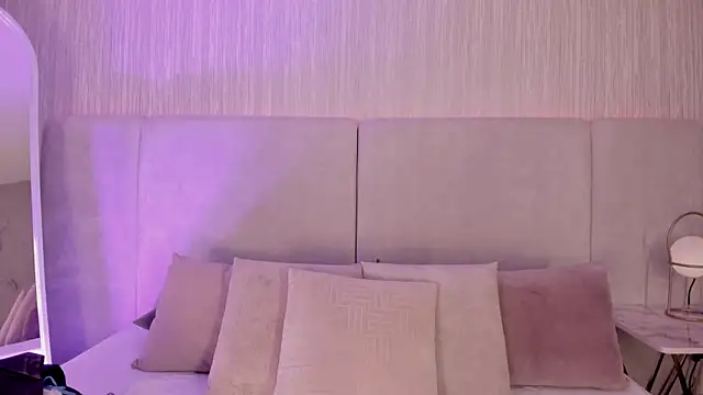 Snapshot of MALENA-ANGEL chatting on September 8, 2025, 8:41 pm MALENA-ANGEL online show from September 8, 2025, 8:41 pm