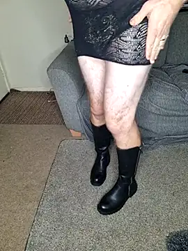 ellie-tv online show from October 31, 2025, 6:09 pm