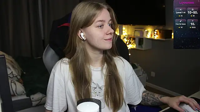Snapshot of candy_maggie chatting on December 26, 2024, 5:19 pm candy maggie online show from December 26, 2024, 5:19 pm