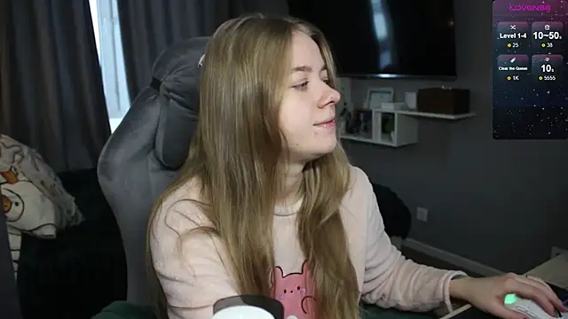 Snapshot of candy_maggie chatting on January 9, 2025, 10:31 am candy maggie online show from January 9, 2025, 10:31 am