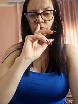 Snapshot of KristenVega chatting on April 23, 2026, 8:02 am KristenVega online show from April 23, 2026, 8:02 am