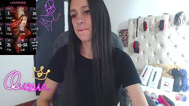 Snapshot of thin_tatto chatting on March 19, 2026, 2:10 pm thin tatto online show from March 19, 2026, 2:10 pm