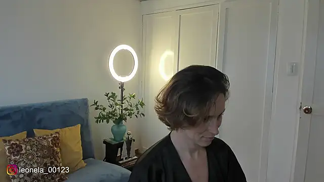 Snapshot of cuddlingbunny chatting on January 12, 2026, 8:03 pm cuddlingbunny online show from January 12, 2026, 8:03 pm