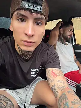  Tomy08calderon online show from November 15, 2025, 6:48 pm