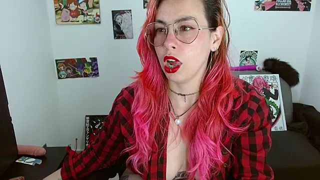 Snapshot of natasha_laulau chatting on November 18, 2025, 9:30 pm natasha laulau online show from November 18, 2025, 9:30 pm