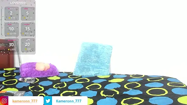 Kameronn 777 online show from November 23, 2025, 1:49 am