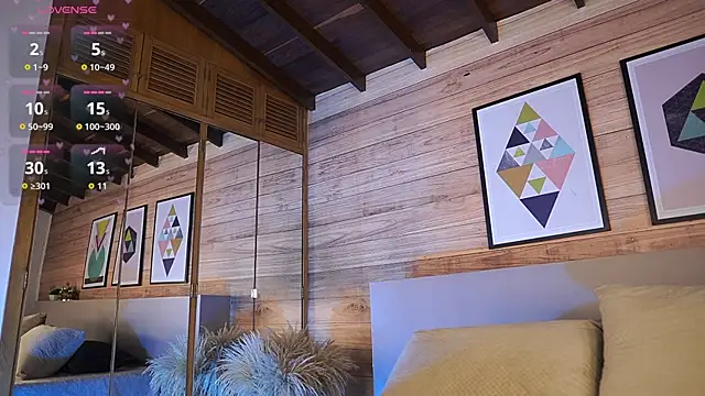 Snapshot of AmmyScott chatting on October 13, 2025, 10:43 pm AmmyScott online show from October 13, 2025, 10:43 pm