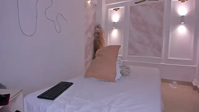 Snapshot of NastassjaCandy chatting on October 22, 2025, 7:02 pm NastassjaCandy online show from October 22, 2025, 7:02 pm