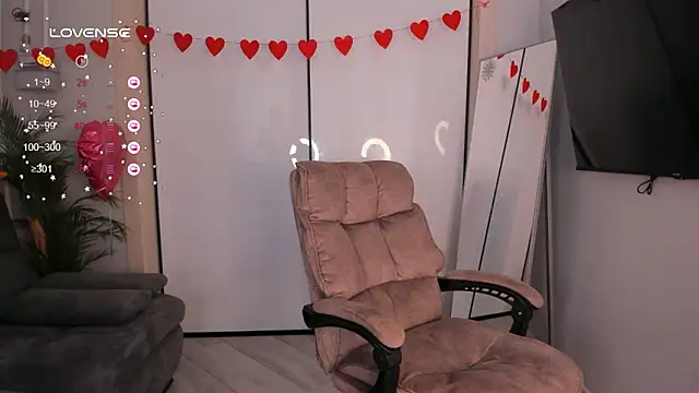 Snapshot of helen_ramsay chatting on March 13, 2026, 3:07 pm helen ramsay online show from March 13, 2026, 3:07 pm