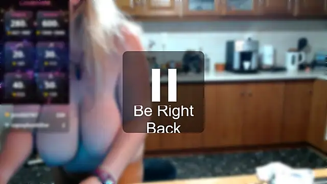 Snapshot of JennaDeluxe chatting on January 5, 2026, 5:27 pm JennaDeluxe online show from January 5, 2026, 5:27 pm