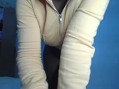 Snapshot of Mayah19 chatting on January 18, 2026, 3:27 pm Mayah19 online show from January 18, 2026, 3:27 pm