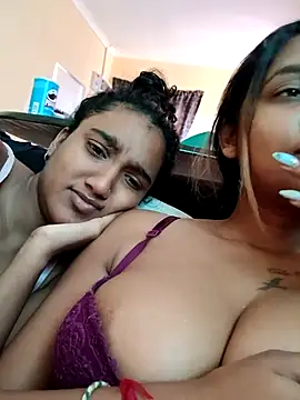 Indianqueen03 online show from October 1, 2025, 9:26 am