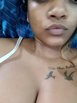 Snapshot of Indianqueen03 chatting on January 9, 2026, 1:25 pm Indianqueen03 online show from January 9, 2026, 1:25 pm