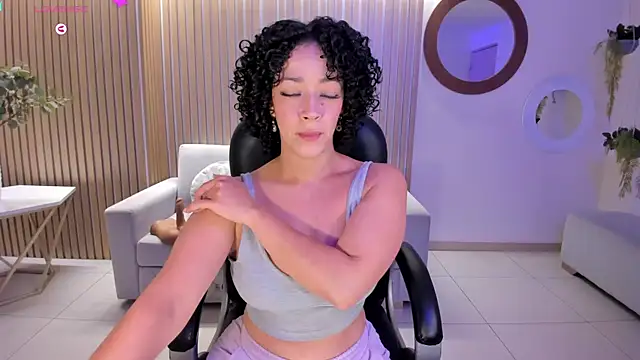 AlessaRomero online show from February 8, 2025, 2:04 am