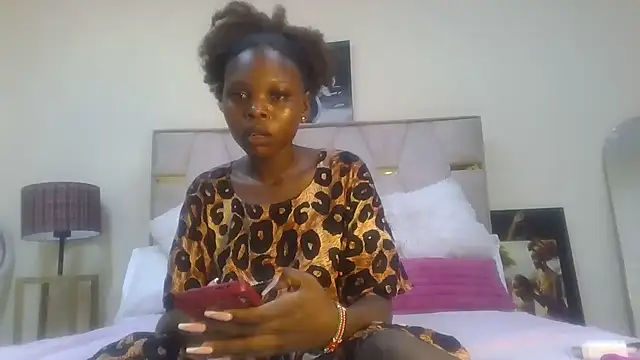 Fine assie online show from February 28, 2025, 7:46 pm