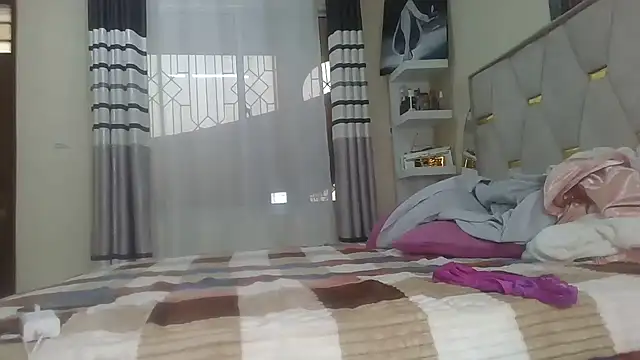 Fine assie online show from September 10, 2025, 11:10 am