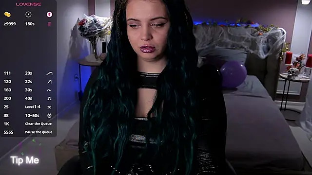 Snapshot of Miss_Maya_Mils chatting on October 22, 2025, 1:06 am Miss Maya Mils online show from October 22, 2025, 1:06 am