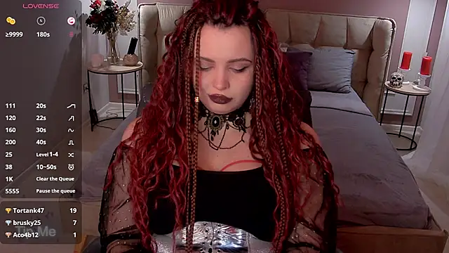 Snapshot of Miss_Maya_Mils chatting on February 3, 2026, 6:22 am Miss Maya Mils online show from February 3, 2026, 6:22 am