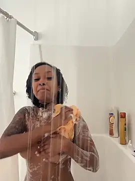 Your Paris online show from March 25, 2026, 1:33 am