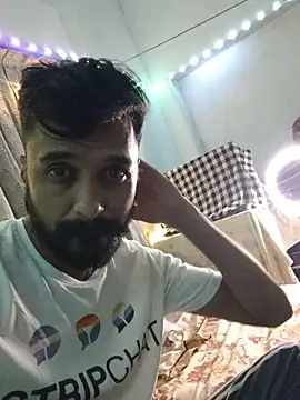 Snapshot of Forbidden_Live143 chatting on October 31, 2025, 7:37 pm Forbidden Live143 online show from October 31, 2025, 7:37 pm