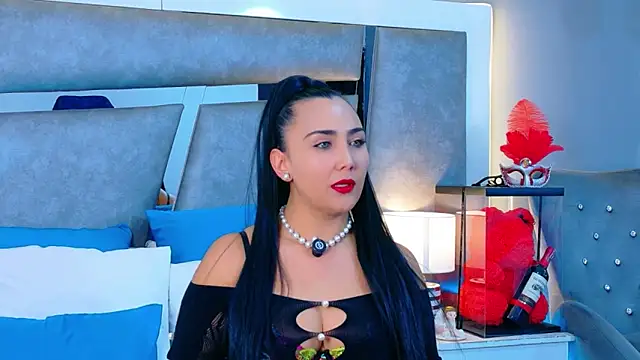 Evangeline Taylorr online show from October 21, 2025, 2:40 pm