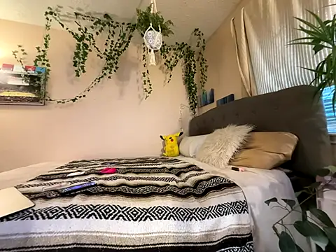 magicalc00ch online show from November 23, 2025, 11:04 pm