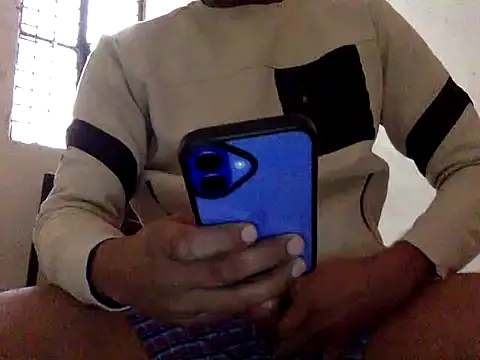 Snapshot of yadavindra85 chatting on January 18, 2026, 3:54 am yadavindra85 online show from January 18, 2026, 3:54 am